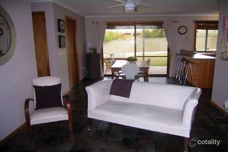 Property photo of 2 Grange Court Thurgoona NSW 2640