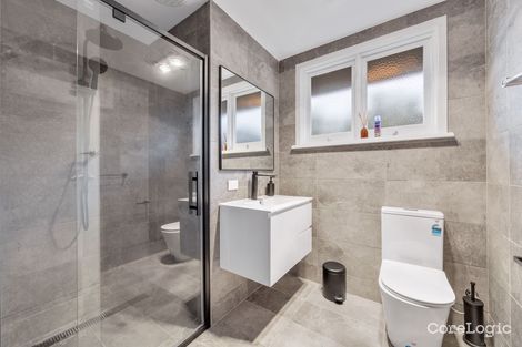 Property photo of 30 Browns Parade Wendouree VIC 3355