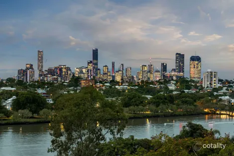 Property photo of 22/36 Jerdanefield Road St Lucia QLD 4067