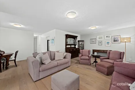 Property photo of 22/36 Jerdanefield Road St Lucia QLD 4067