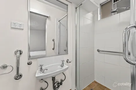 Property photo of 22/36 Jerdanefield Road St Lucia QLD 4067
