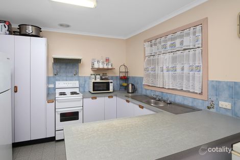 Property photo of 16 Roger Crescent Berkeley Vale NSW 2261