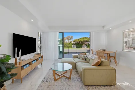 Property photo of 35B Hughes Avenue Main Beach QLD 4217