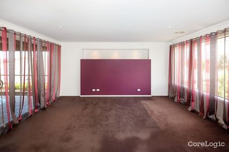 Property photo of 92 Lincolnheath Boulevard Point Cook VIC 3030