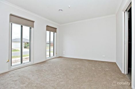 Property photo of 18 Walbrook Drive Wyndham Vale VIC 3024