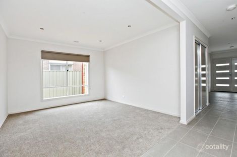 Property photo of 18 Walbrook Drive Wyndham Vale VIC 3024