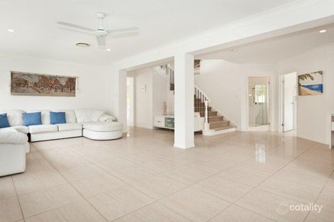 Property photo of 4 Biscay Way Coombabah QLD 4216