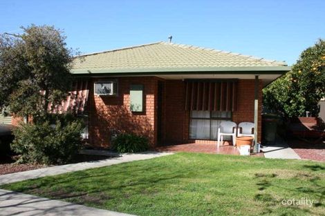 2/28 Robert Cres, West Wodonga, VIC 3690