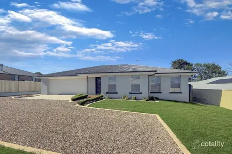 9 Fairleigh Pl, Kelso, NSW 2795