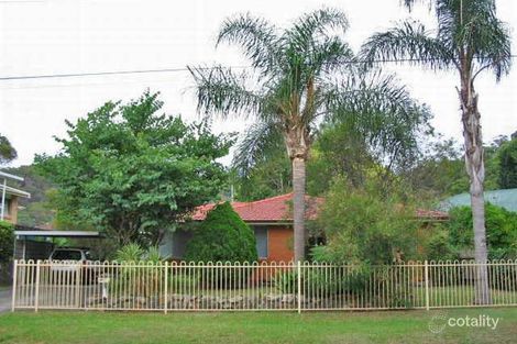 Property photo of 13 Murrumbooee Place Tascott NSW 2250