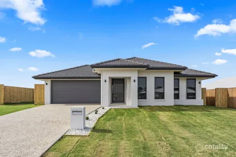 8 Hovea Cct, Nikenbah, QLD 4655