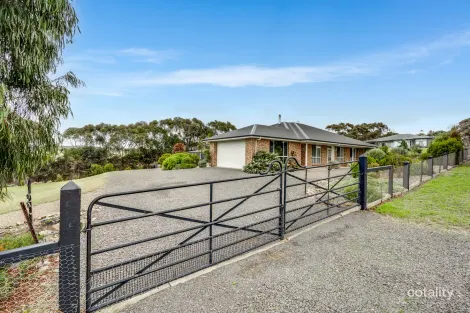 Property photo of 23 Stirling Court Hindmarsh Valley SA 5211