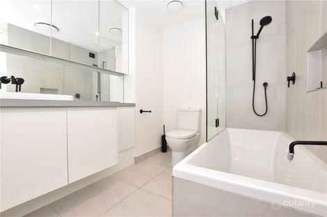 Property photo of 87/1 Riverside Quay Southbank VIC 3006