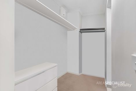 Property photo of 10 Hammersmith Road Wyndham Vale VIC 3024