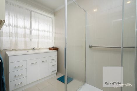 Property photo of 4 Duggan Place Gladstone Park VIC 3043