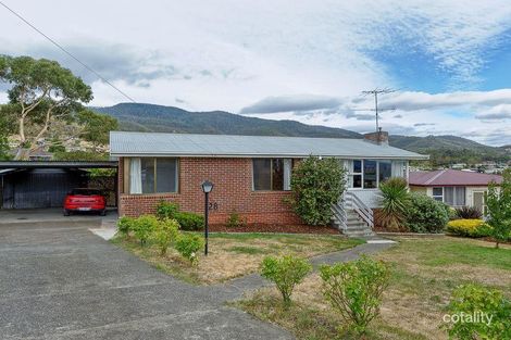 28 Centenary Cres, Claremont, TAS 7011