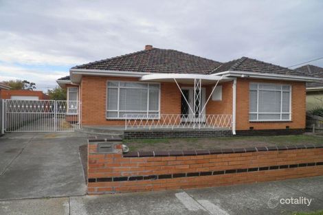 72 Stradbroke Dr, St Albans, VIC 3021