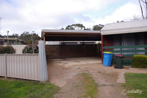 Property photo of 43 Dry Creek Crescent Wandong VIC 3758