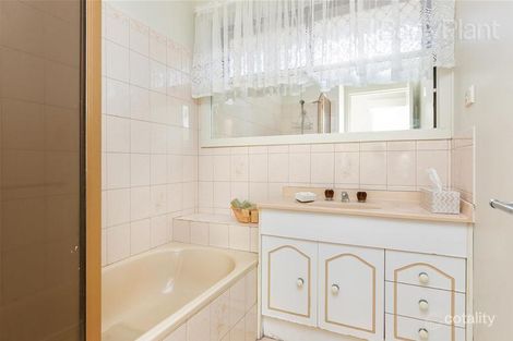 Property photo of 7 Samaria Street Dandenong North VIC 3175