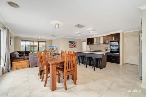 Property photo of 5 Cardinia Grove Manor Lakes VIC 3024