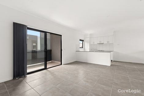 Property photo of 8 Nugget Way Cranbourne East VIC 3977