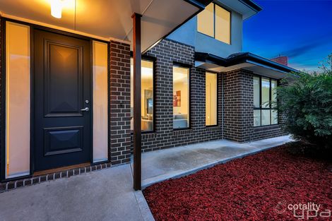 Property photo of 43 Emu Parade Jacana VIC 3047