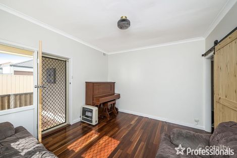 Property photo of 40 Kilmurray Way Balga WA 6061
