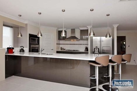 1 Dotterel Grn, Jindalee, WA 6036