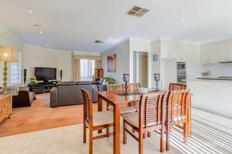 Property photo of 1/4 Durward Avenue Glen Waverley VIC 3150