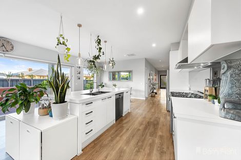 Property photo of 2 Meadows Drive Officer VIC 3809