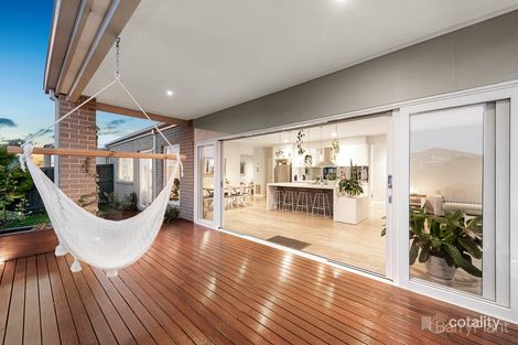 Property photo of 2 Meadows Drive Officer VIC 3809