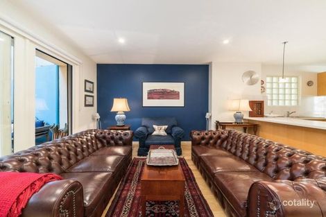 Property photo of 7/322-328 Albert Street East Melbourne VIC 3002