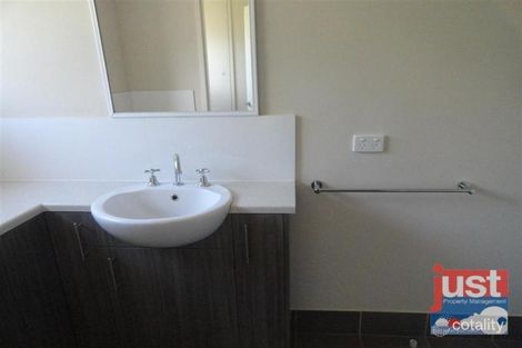 Property photo of 24 Stallard Place Withers WA 6230