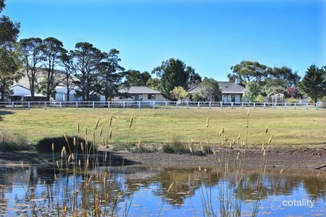 15 Berrie Rd, Gisborne South, VIC 3437