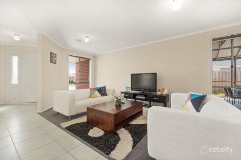 Property photo of 8 Bollen Way Koo Wee Rup VIC 3981