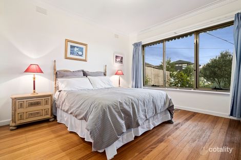 Property photo of 1 Curnola Avenue Doncaster VIC 3108