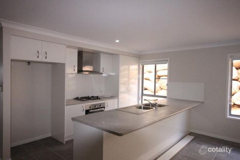 Property photo of 4 Firetail Street Deebing Heights QLD 4306