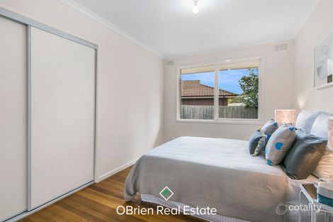 Property photo of 4 Lorraine Avenue Langwarrin VIC 3910