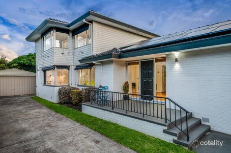 Property photo of 3 Glenys Court Belmont VIC 3216