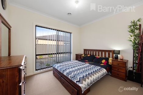 Property photo of 2/8 Rous Street Wyndham Vale VIC 3024