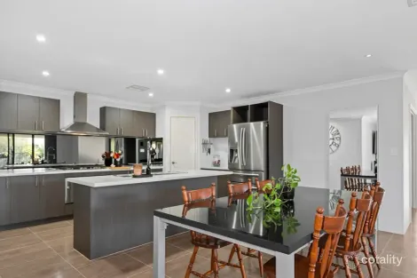 Property photo of 27 Farmer Loop Pinjarra WA 6208