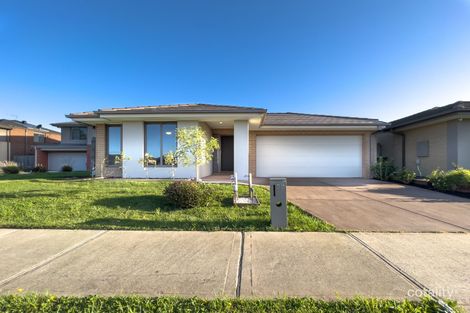 Property photo of 39 Mossey Crescent Cranbourne East VIC 3977
