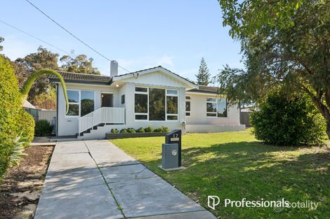 17 Kalbarri St, Lesmurdie, WA 6076