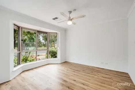 Property photo of 15 Homestead Place Parafield Gardens SA 5107