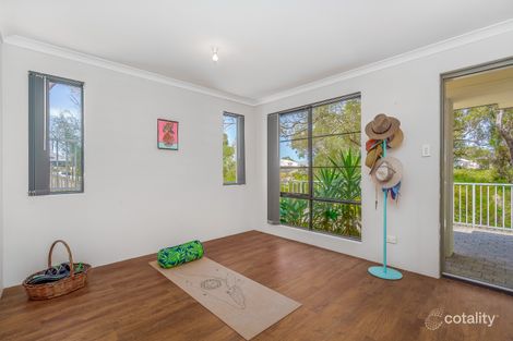 Property photo of 13 Hirono Approach Meadow Springs WA 6210