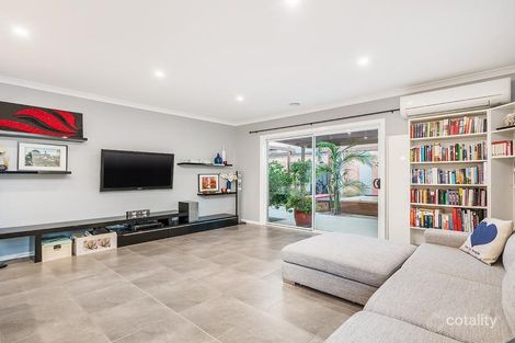 Property photo of 12 Karlson Way Cranbourne North VIC 3977