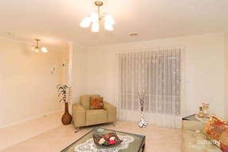 Property photo of 4 Neman Court Roxburgh Park VIC 3064