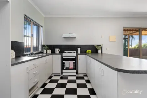 Property photo of 4A Siberia Close Hannans WA 6430