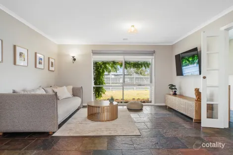 Property photo of 9 Bayvista Rise Somerville VIC 3912