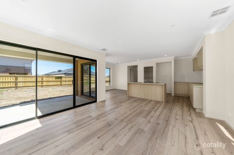Property photo of 27 Tamarind Road Cranbourne North VIC 3977